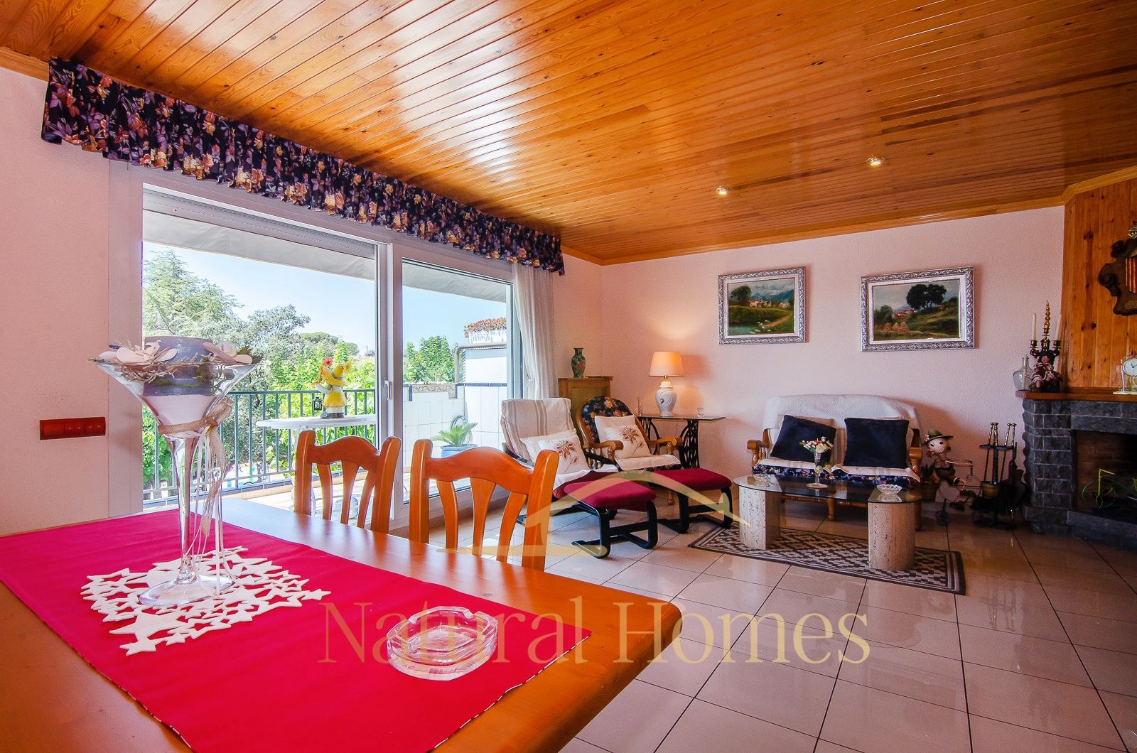 Dining room of Single-family semi-detached for sale in Sant Vicenç de Montalt  with Private garden, Oven and Balcony