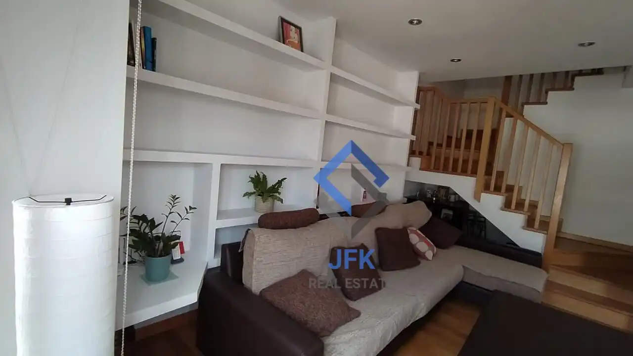 Sala de estar de Dúplex en venta en La Seu d'Urgell