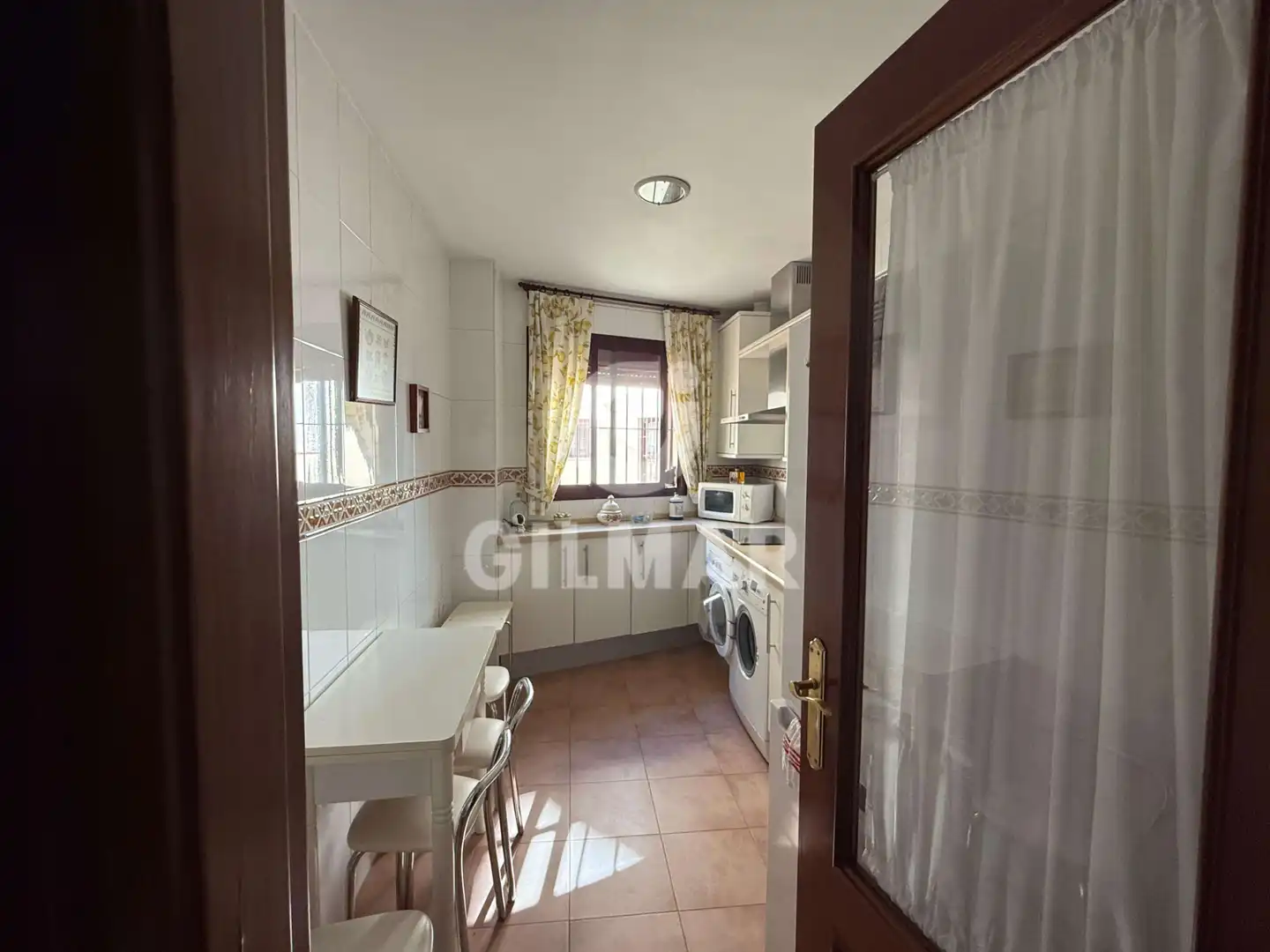 Kitchen of Flat for rent in Sevilla  with Air Conditioner, Heating and Terrace