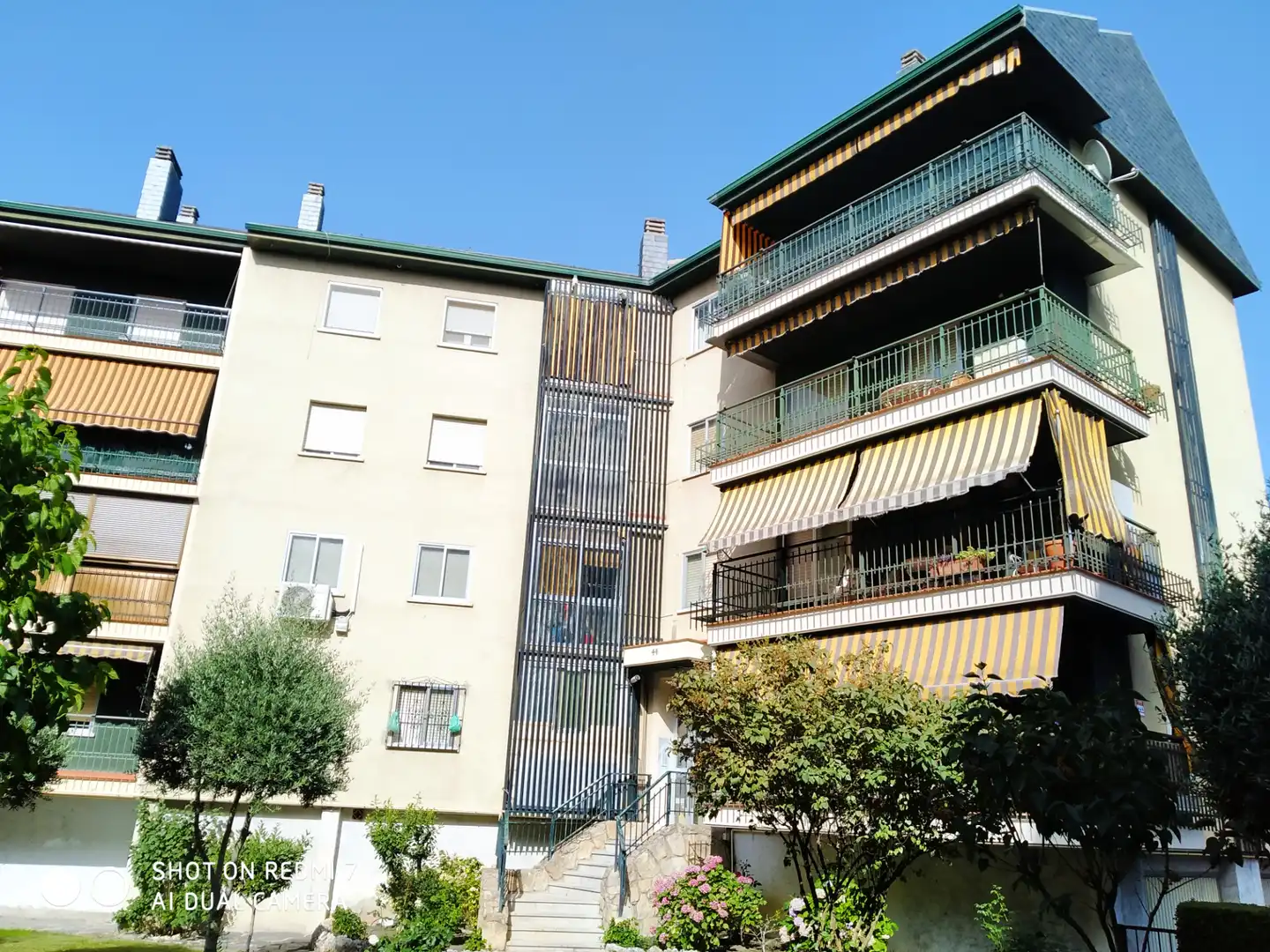 Vista exterior de Piso en venta en Collado Villalba con Calefacción, Parquet y Terraza