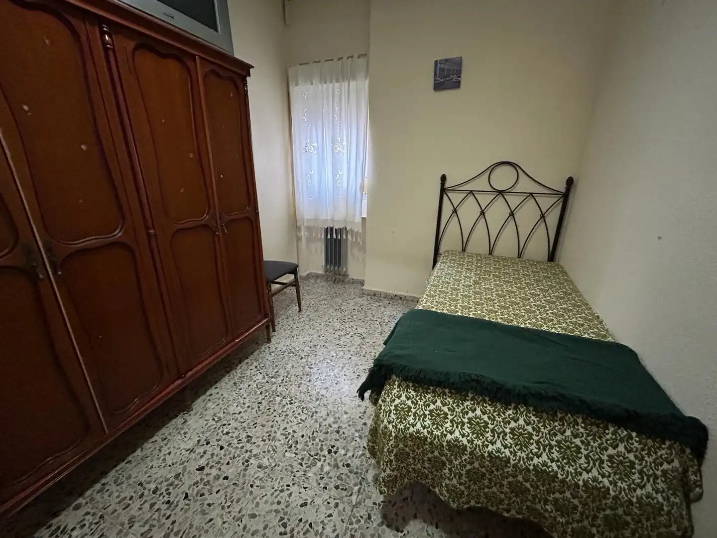 Habitación de Piso en venta en Ciudad Real con Calefacción, Terraza y Amueblado