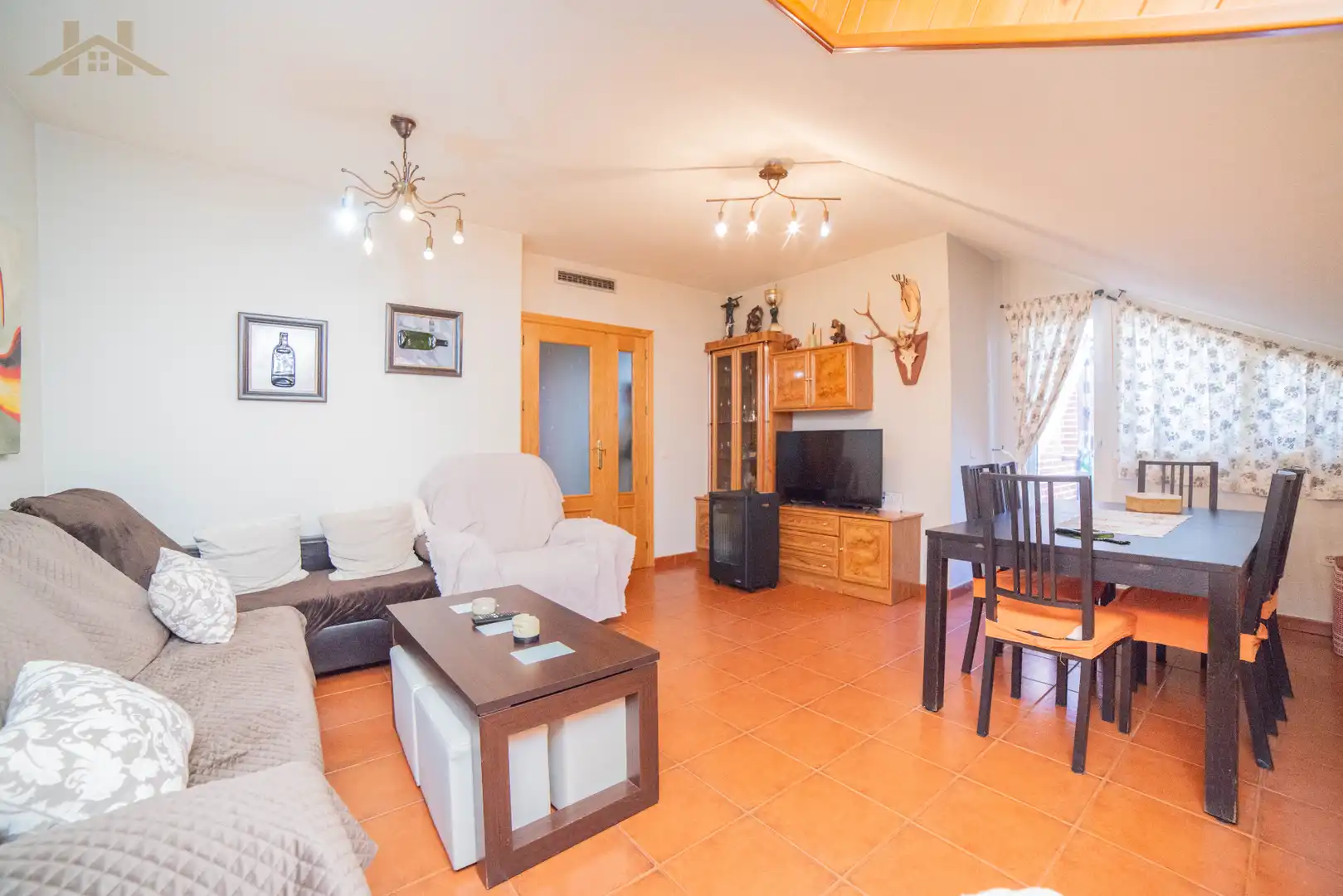 Sala de estar de Ático en venta en Ciempozuelos con Aire acondicionado y Terraza