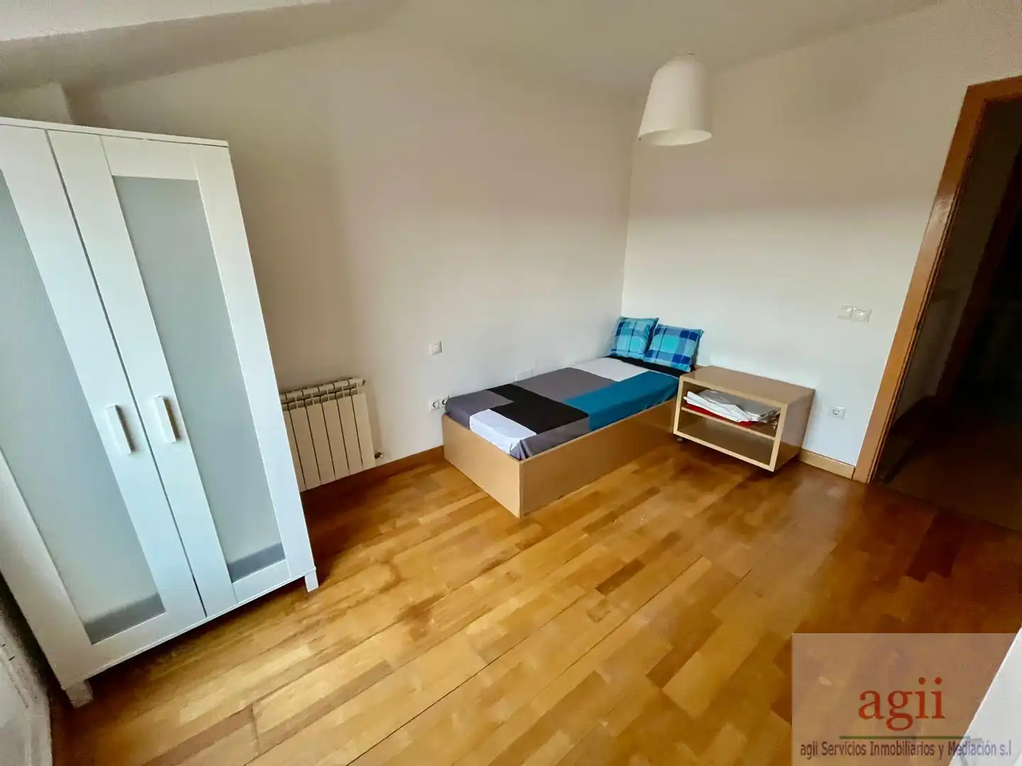 Habitación de Dúplex de alquiler en Alovera con Calefacción, Parquet y Terraza