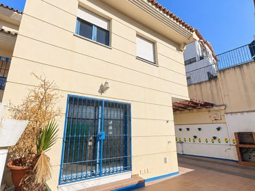 Casa amb piscina en venda a Capellanía - Retamar