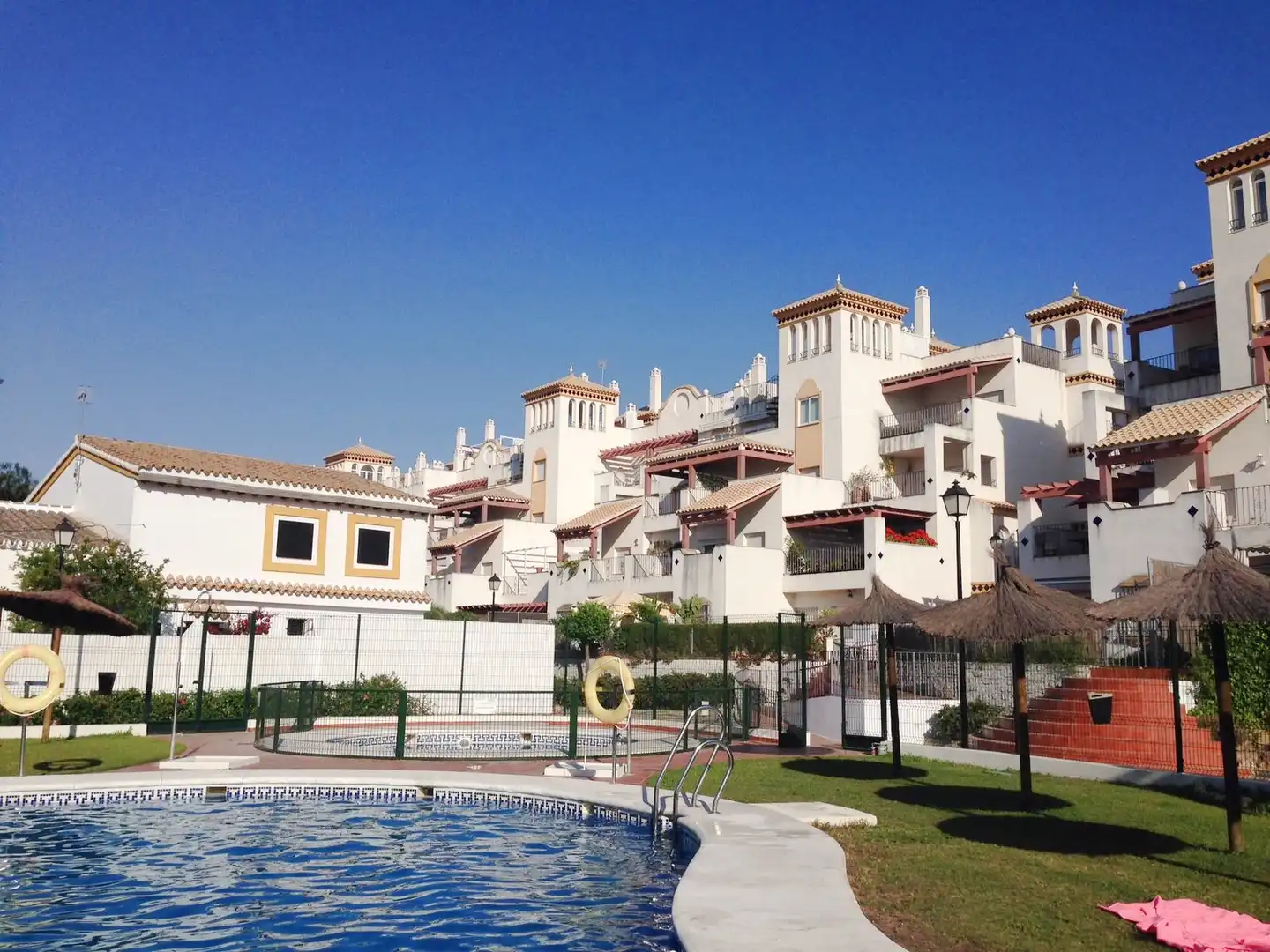 Piso con piscina en alquiler en Calle 1498 5