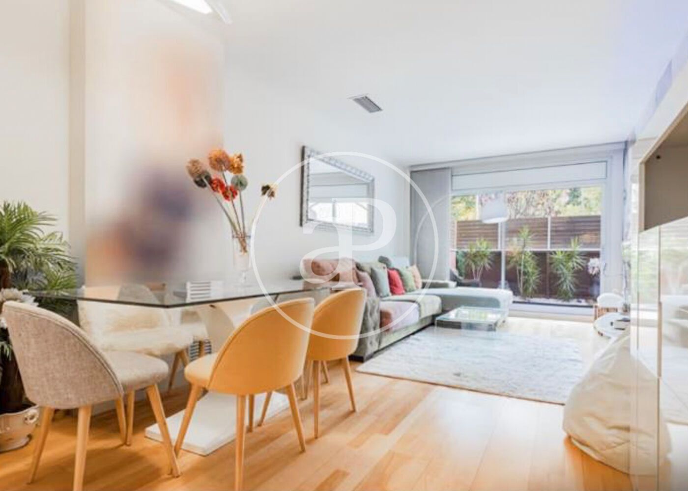 Vista exterior de Pis en venda en  Barcelona Capital amb Aire condicionat, Calefacció i Jardí privat