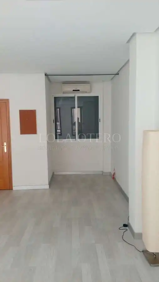 Office space with lift to rent in Ciutat Vella, imagen 2