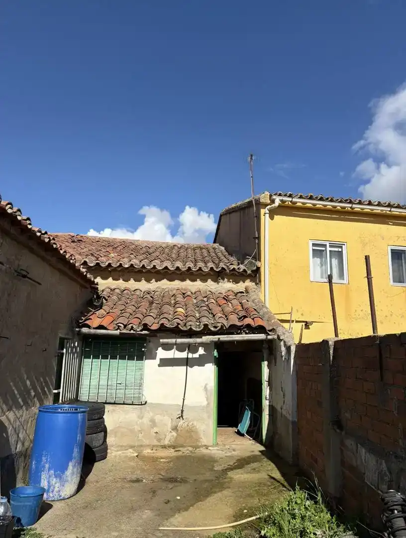 Vista exterior de Casa o xalet en venda en Casaseca de las Chanas