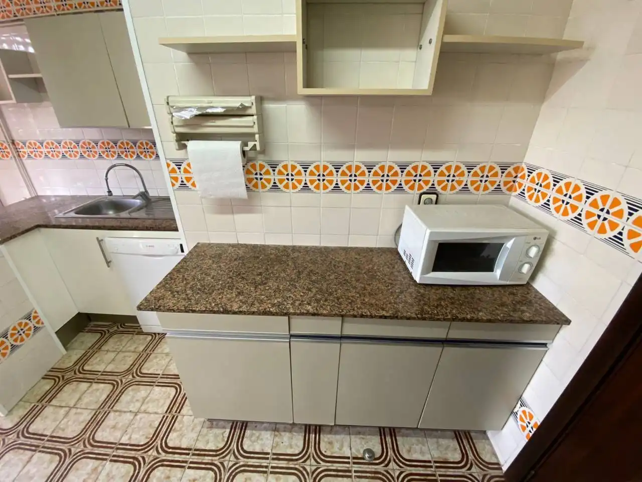 Cocina de Ático en venta en Gavà con Calefacción, Terraza y Trastero