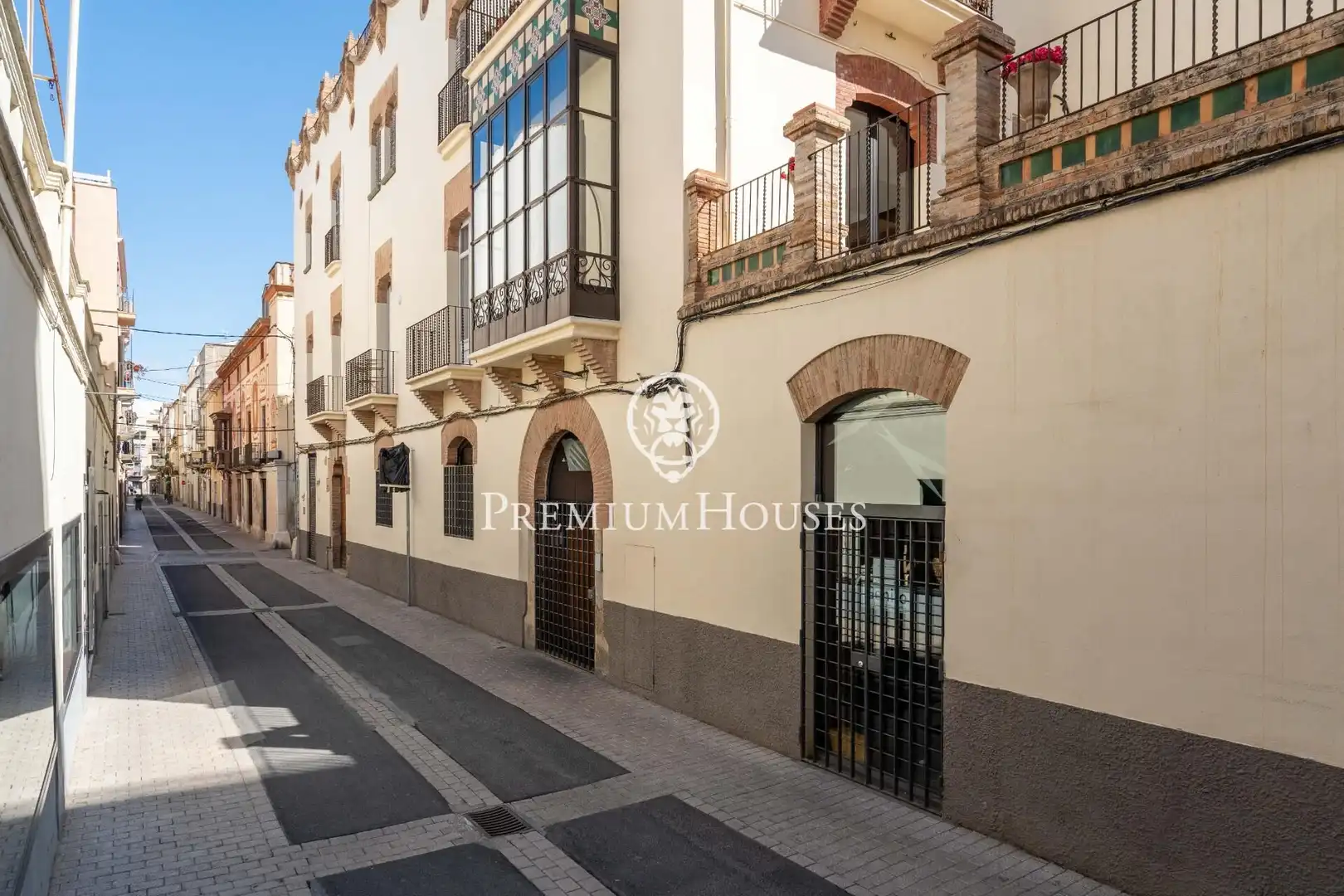 Exterior view of Flat for sale in Vilanova i la Geltrú  with Air Conditioner, Heating and Terrace