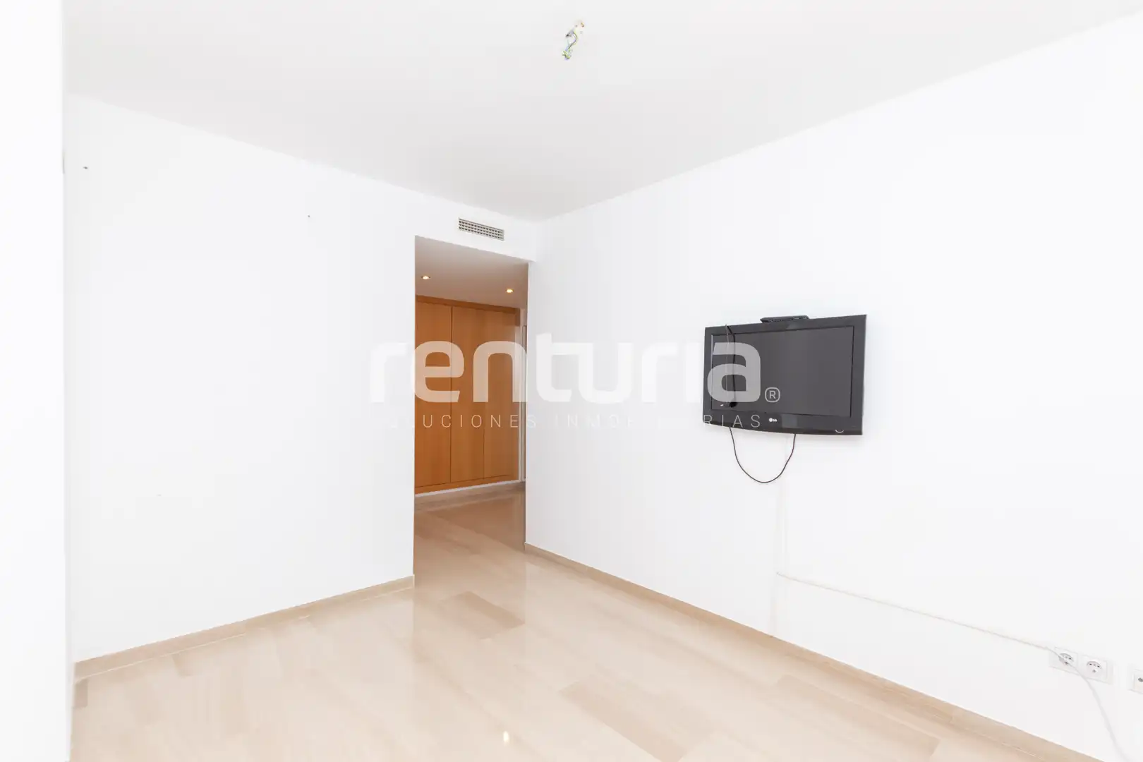 Pis de lloguer a Carrer de Vinaròs, Sant Llorenç - Zona Alfahuir