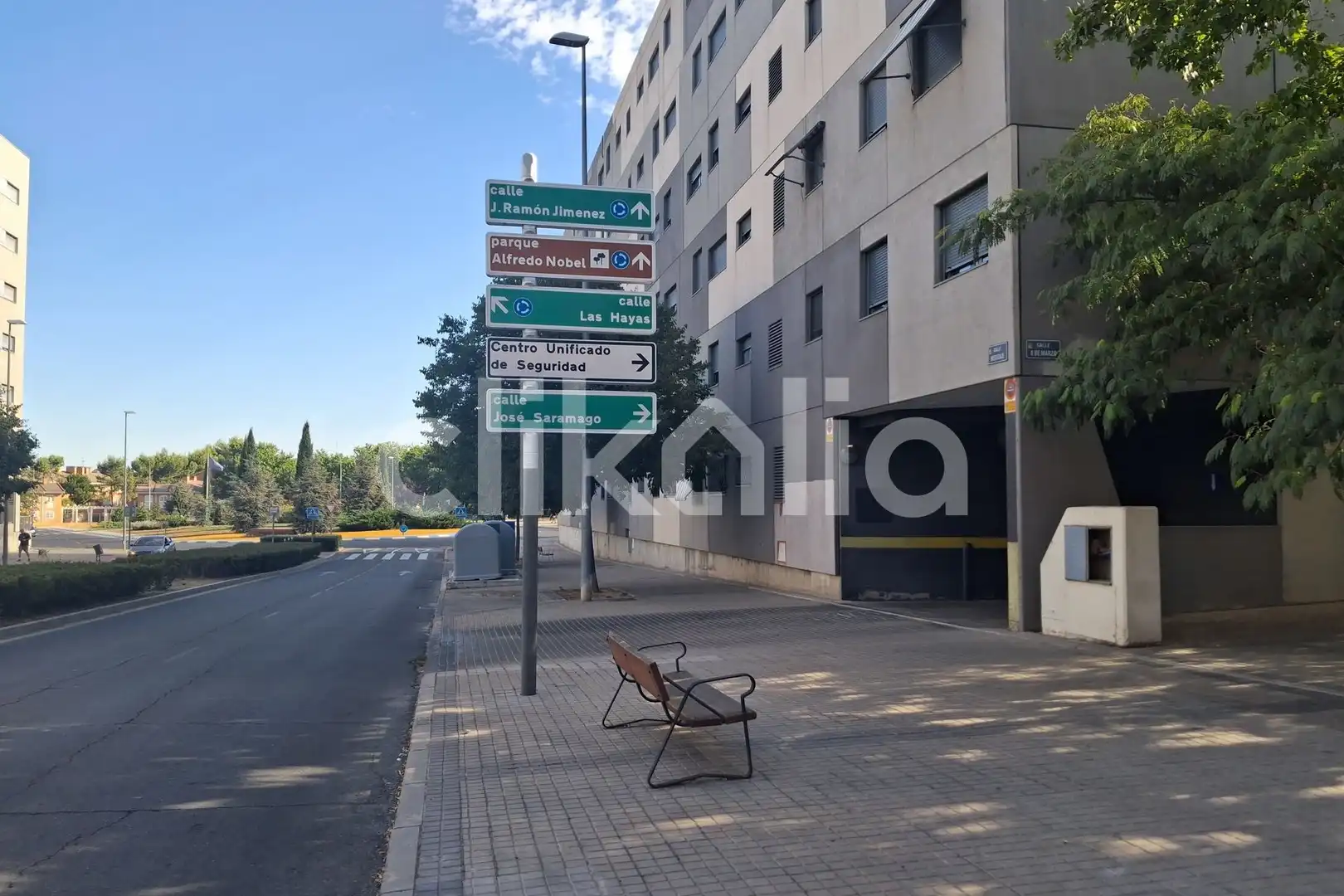 Individual con ascensor en venta en Prado Santo Domingo - Ensanche