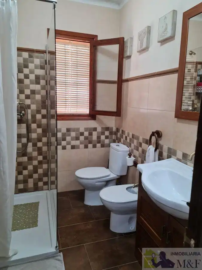 Baño de Casa o chalet en venta en Palma del Río con Aire acondicionado, Calefacción y Trastero
