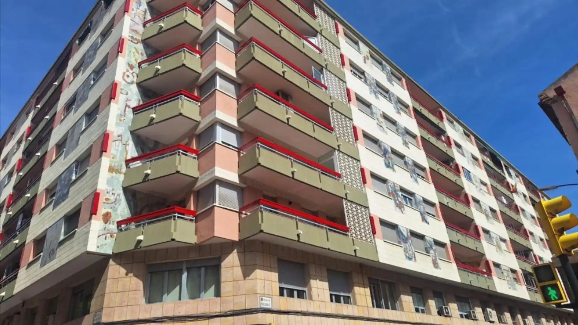 Vista exterior de Local de alquiler en  Zaragoza Capital