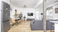 Sala d'estar de Apartament en venda en  Madrid Capital amb Aire condicionat, Calefacció i Parquet