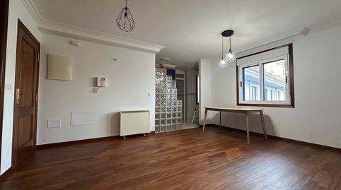 Foto 3 de Piso de alquiler en Sobradelo, Vilagarcía de Arousa