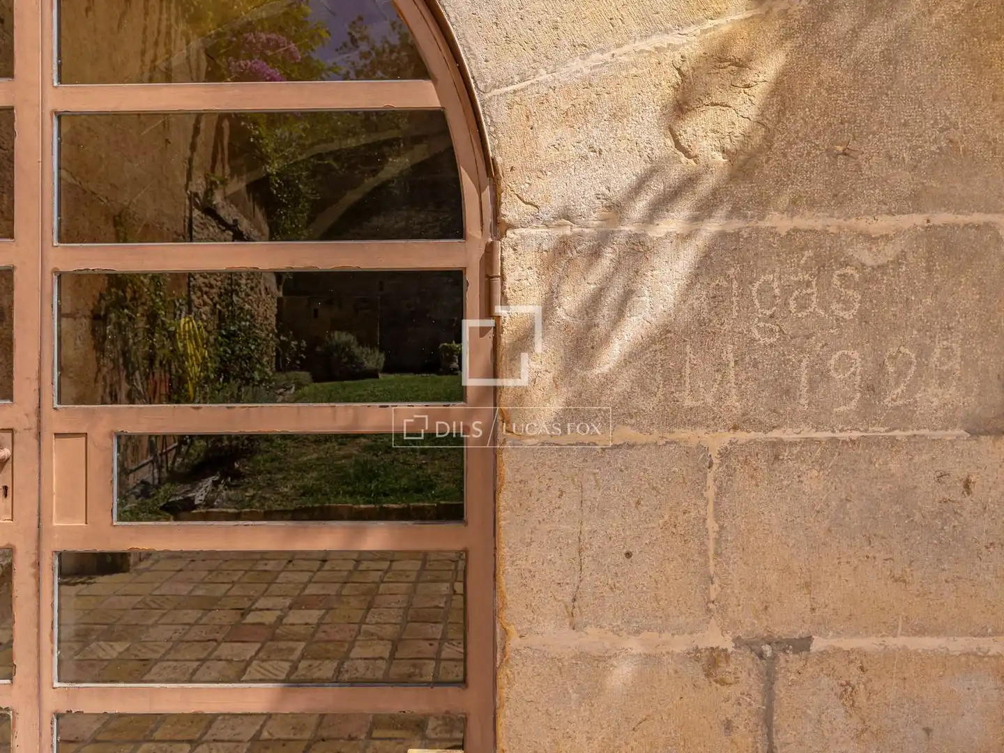Finca rústica en venta en Garrigàs con Aire acondicionado, Calefacción y Jardín privado