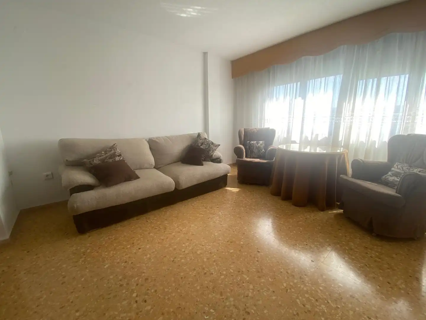 Sala d'estar de Pis en venda en Albaida amb Aire condicionat, Traster i Moblat