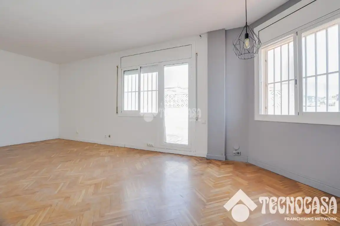 Living room of Attic for sale in Barcelona  with Heating and Terrace