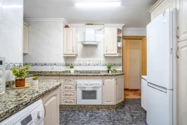 Piso en Venta en Calle Beethoven, 4, Málaga, Spain, -1 en Los Guindos - Parque Mediterráneo - Santa Paula