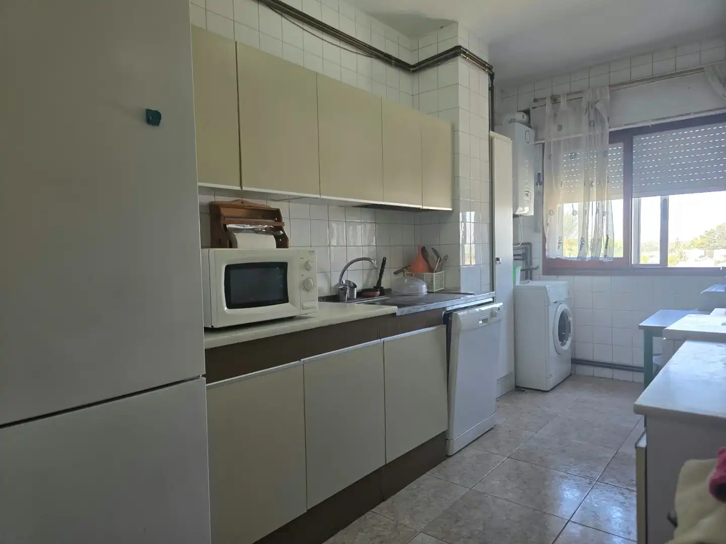 Cuina de Apartament en venda en Castellón de la Plana / Castelló de la Plana amb Aire condicionat, Calefacció i Terrassa