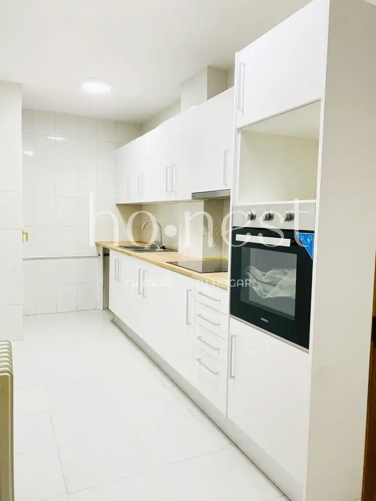 Wohnung zur Miete in N/A, 87, Sant Julià