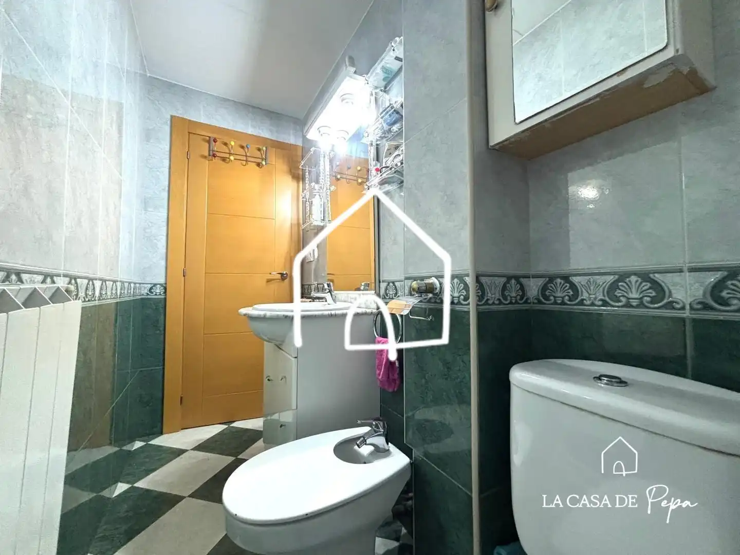 Badezimmer von Wohnung zum Verkauf in Viladecans mit Heizung und Möbliert
