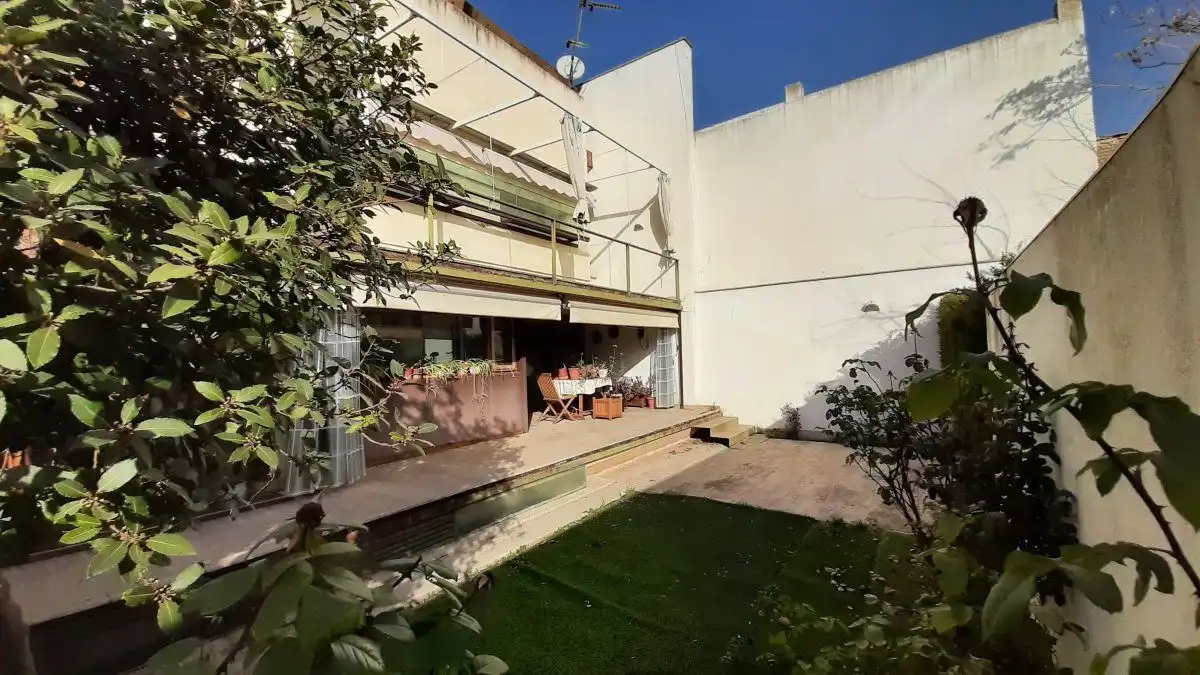 Jardí de Casa o xalet en venda en Ciudad Real amb Aire condicionat, Calefacció i Piscina