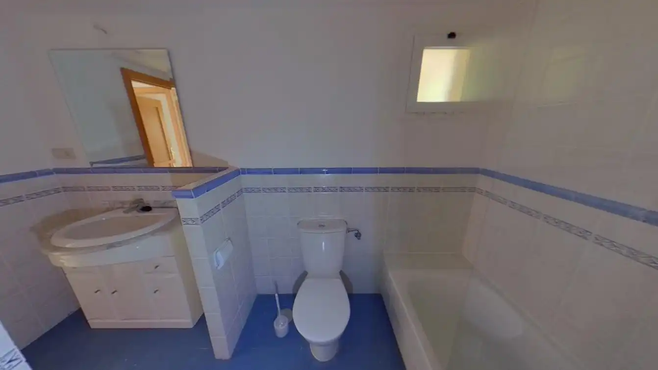 Bany de Pis en venda en Marbella amb Calefacció i Piscina
