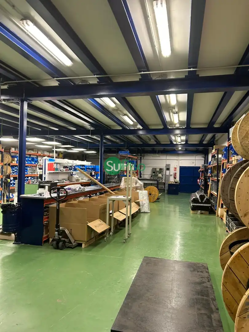 Nau industrial de lloguer a Calle Curtidores, 8, Yeles