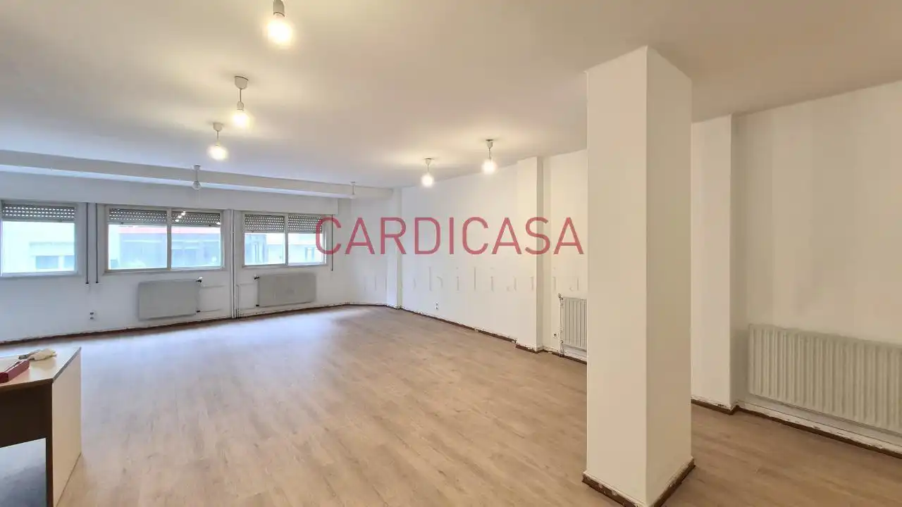 Office for sale in Vigo   with Heating