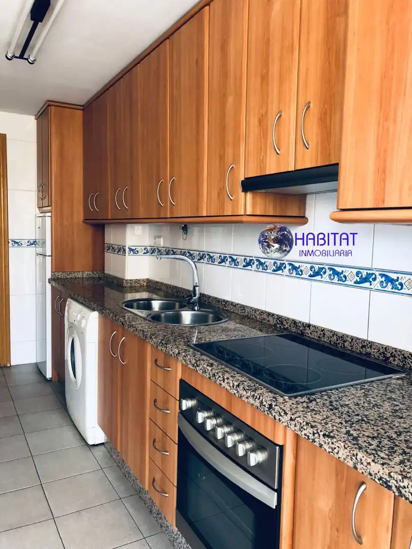 Küche von Wohnung zur Miete in Granada mit Klimaanlage, Heizung und Terrasse
