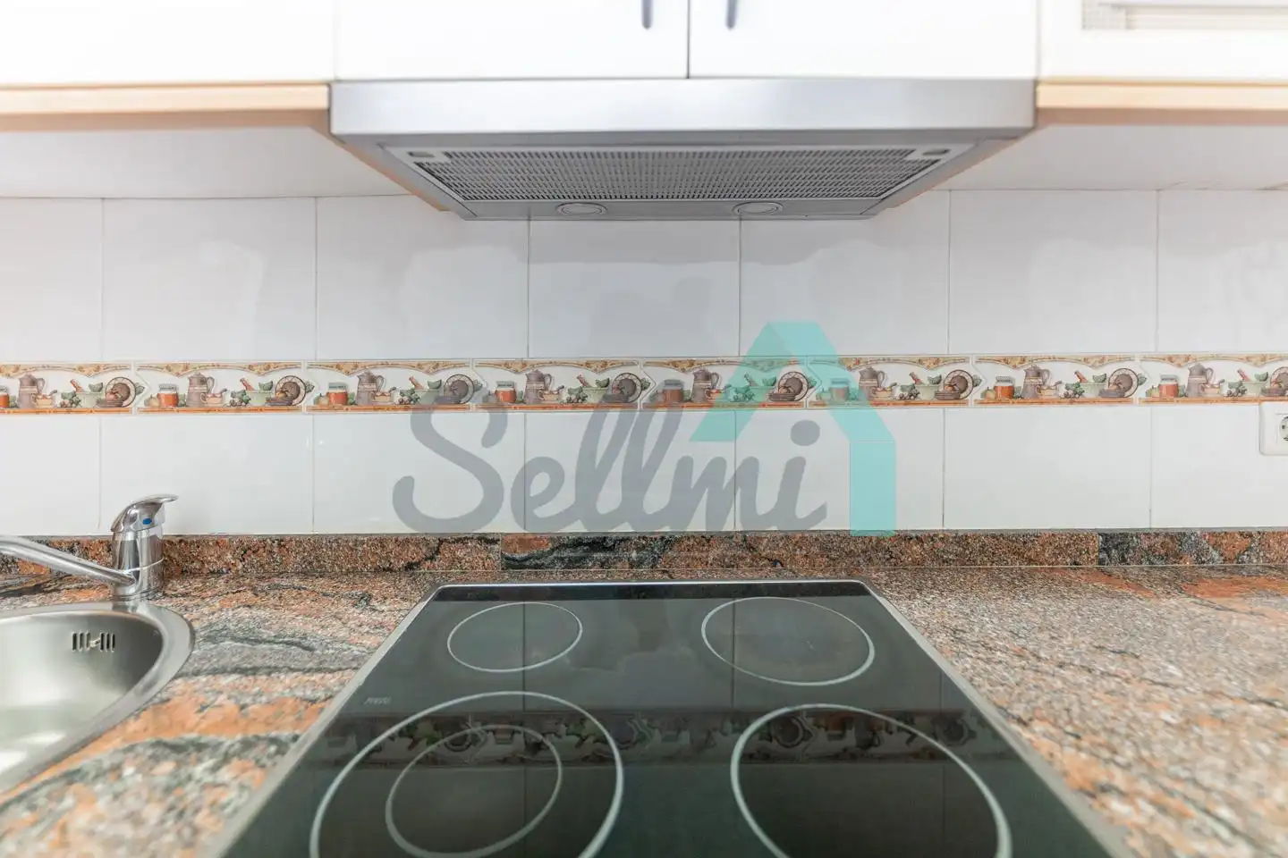 Kitchen of Flat for sale in Gijón   with Heating, Parquet flooring and Furnished