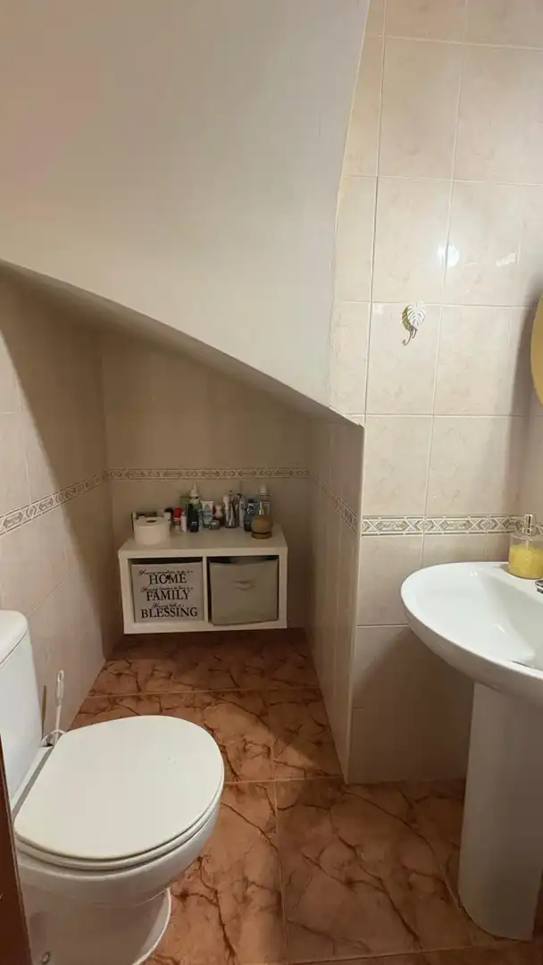 Baño de Casa adosada en venta en Mejorada con Aire acondicionado, Calefacción y Jardín privado