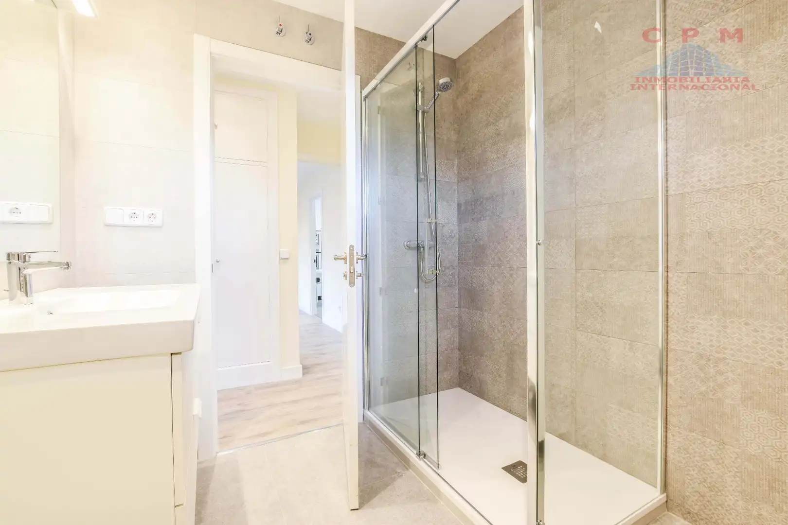 Baño de Piso en venta en Madrid con Aire acondicionado, Calefacción y Parquet