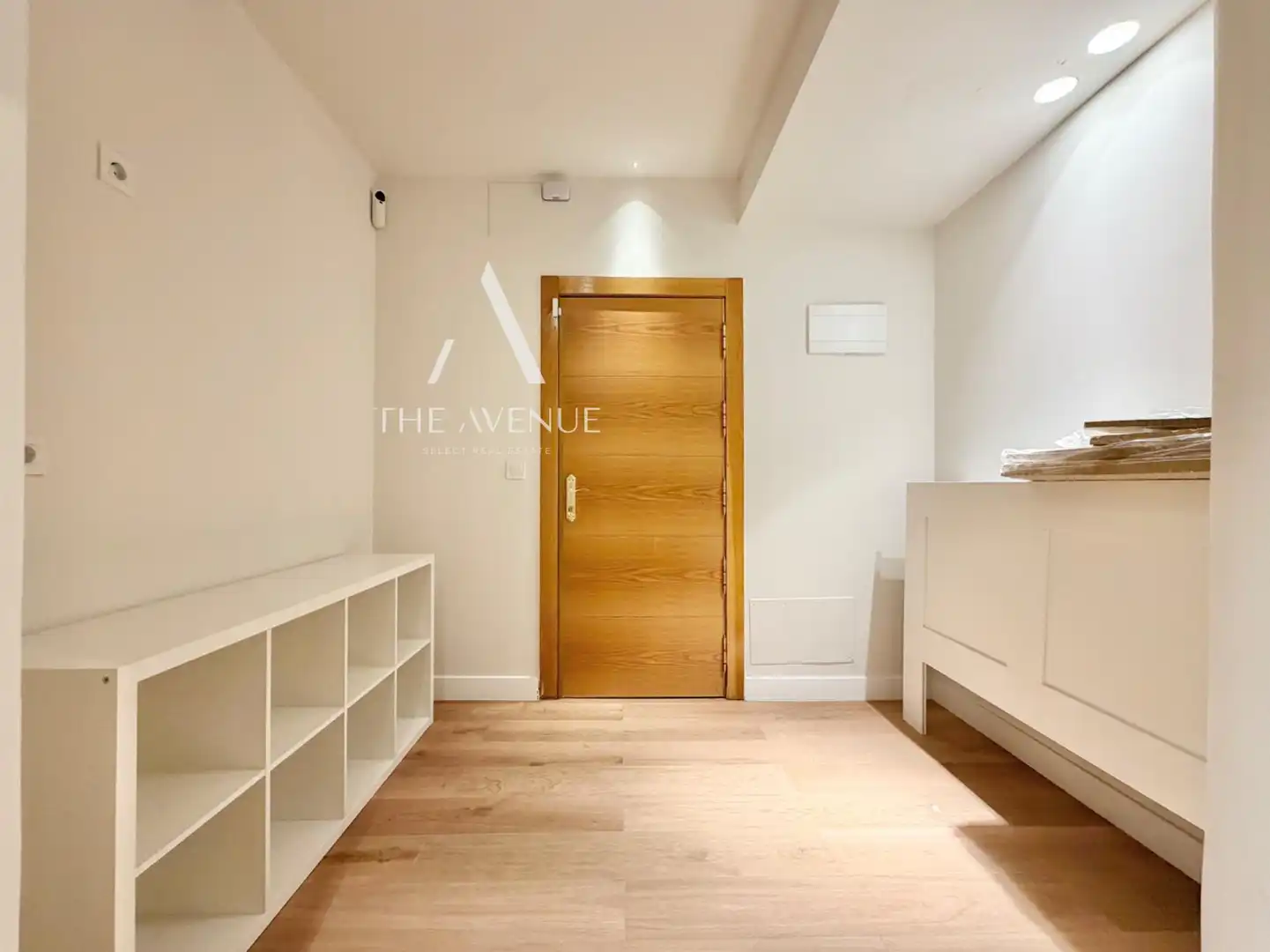 Flat for sale in Madrid  with Air Conditioner, Storage room and Furnished