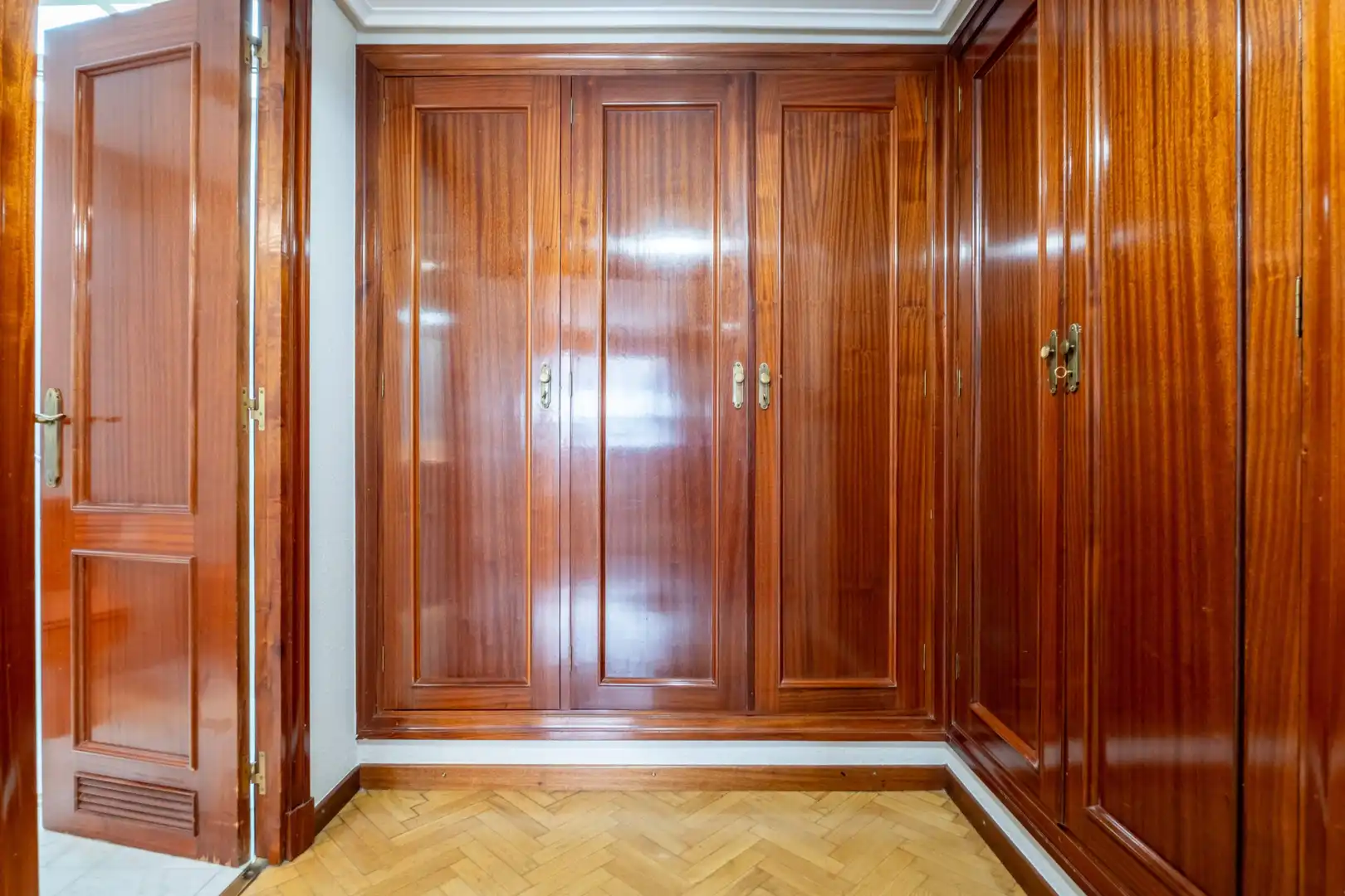 Bedroom of Flat for sale in Zaragoza  with Air Conditioner, Heating and Terrace