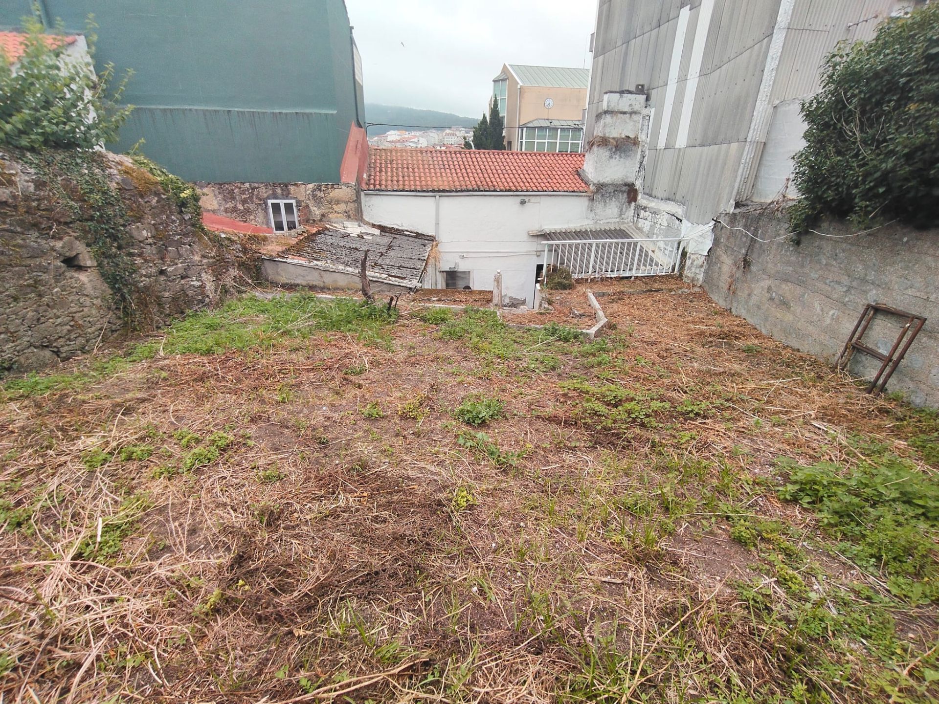 Casa adosada en venda en Arteixo amb Jardí privat i Moblat