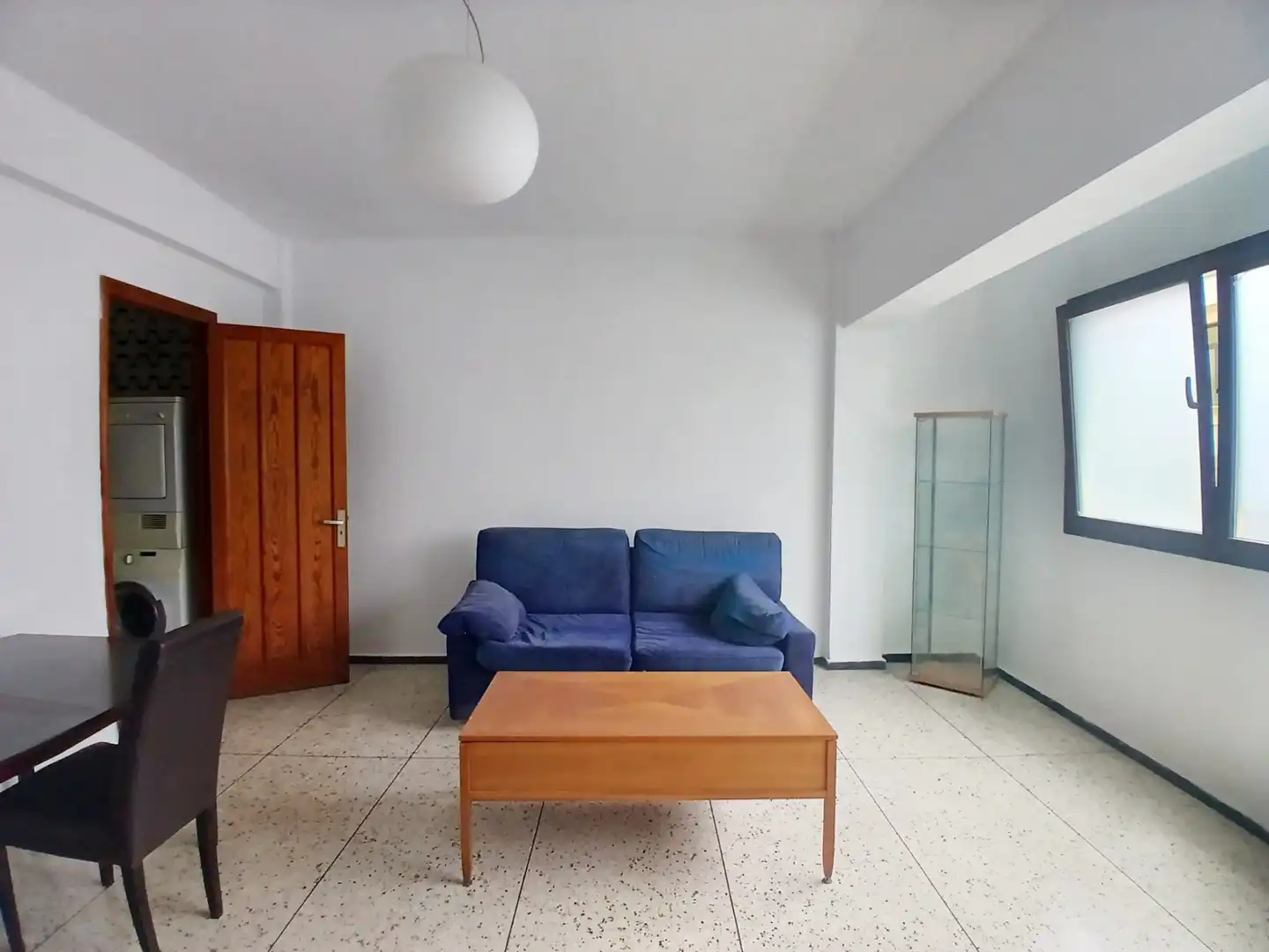 Sala d'estar de Pis en venda en Las Palmas de Gran Canaria amb Balcó