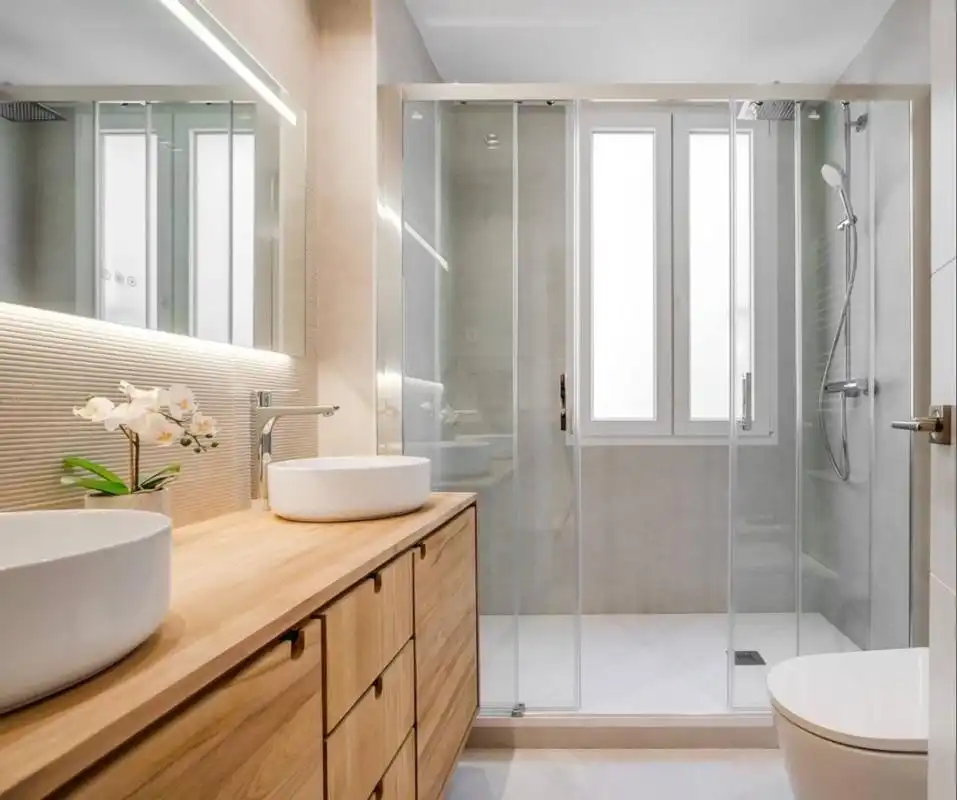 Baño de Piso de alquiler en Madrid con Aire acondicionado, Calefacción y Terraza