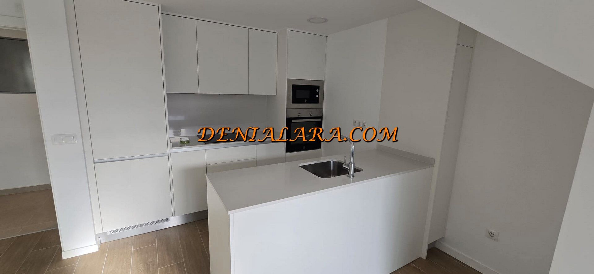 Cuina de Apartament en venda en Dénia amb Aire condicionat, Terrassa i Traster