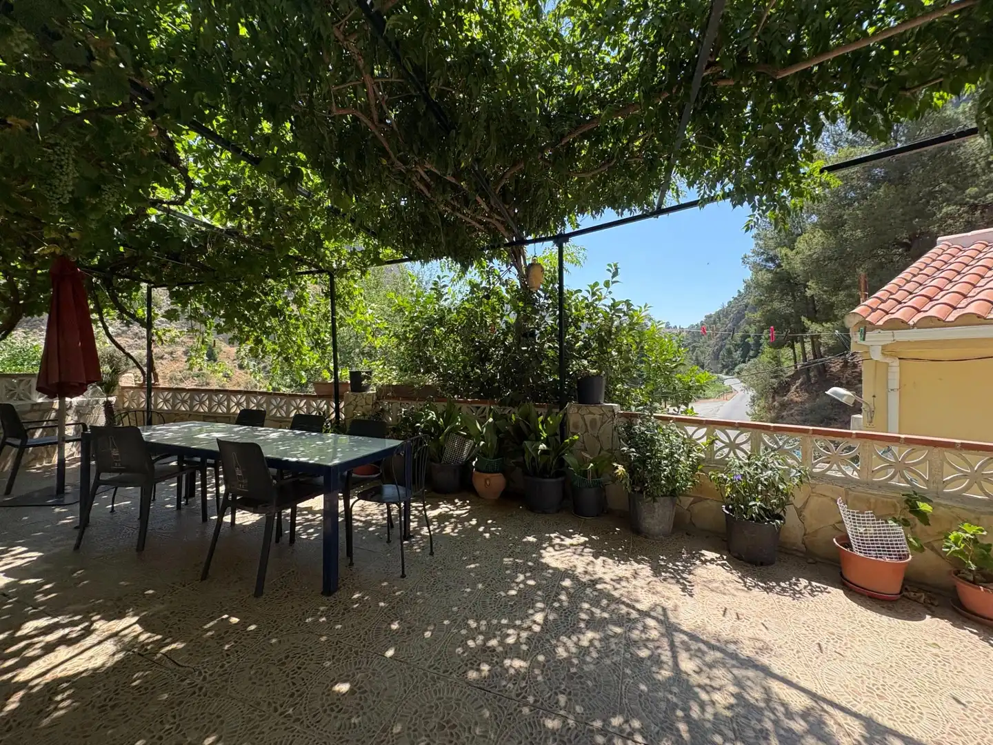 Terrassa de Casa adosada en venda en Ardales amb Jardí privat, Terrassa i Moblat