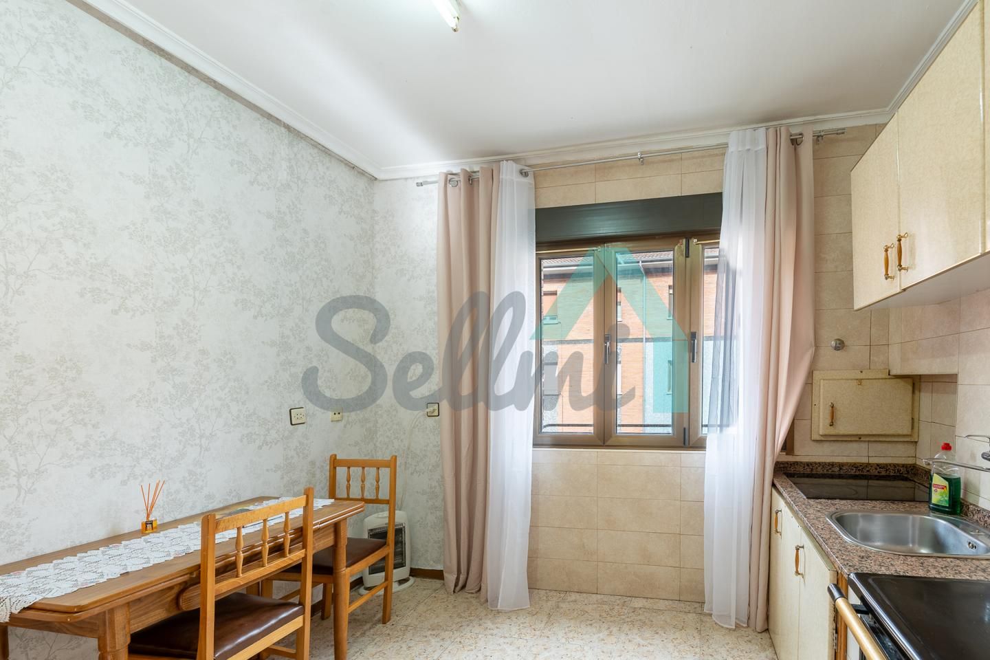 Cuina de Pis en venda en Aller amb Traster