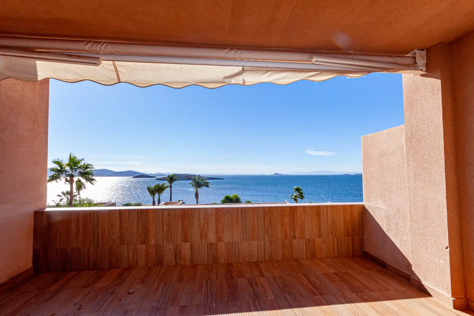 Terrasse von Wohnungen zum Verkauf in La Manga del Mar Menor mit Klimaanlage, Heizung und Terrasse