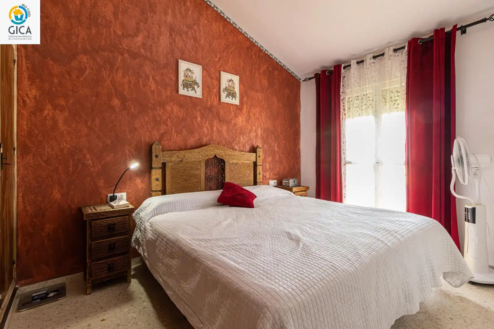 Casa aparellada amb terrassa en venda a El Retiro - Parque Atlántico - Ronda este, imagen 10