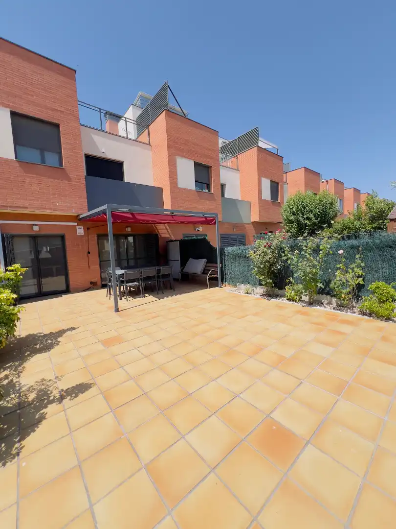 Terraza de Casa adosada en venta en Reus con Aire acondicionado, Calefacción y Jardín privado