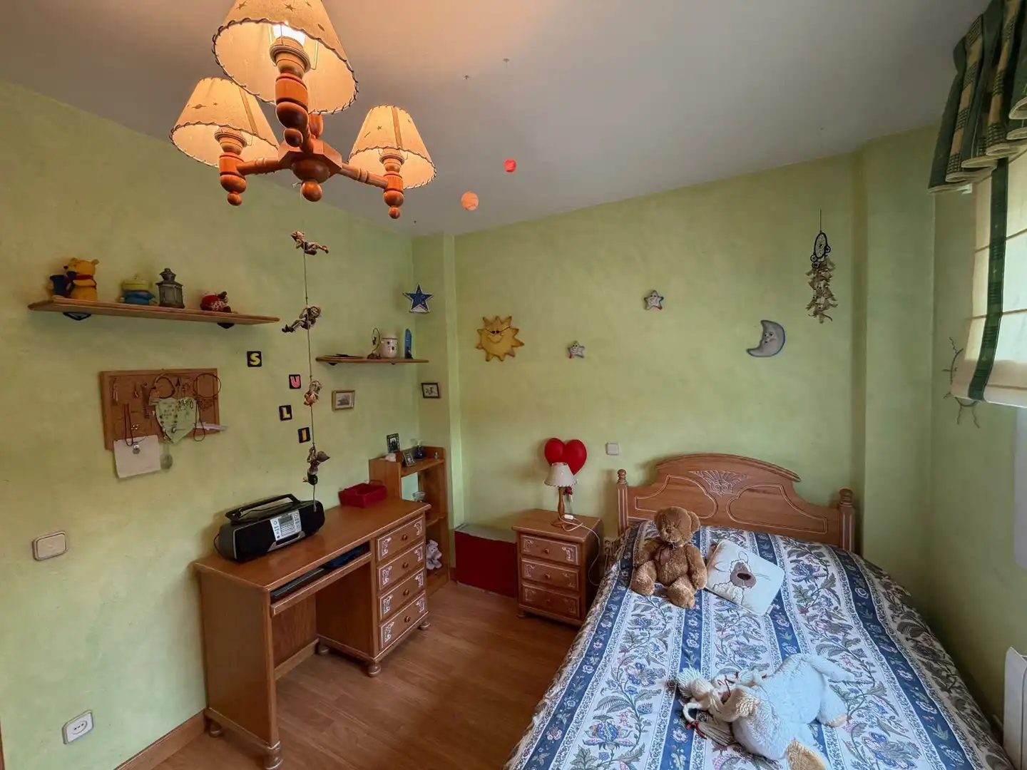 Habitación de Casa adosada en venta en Fuenlabrada con Aire acondicionado, Calefacción y Trastero
