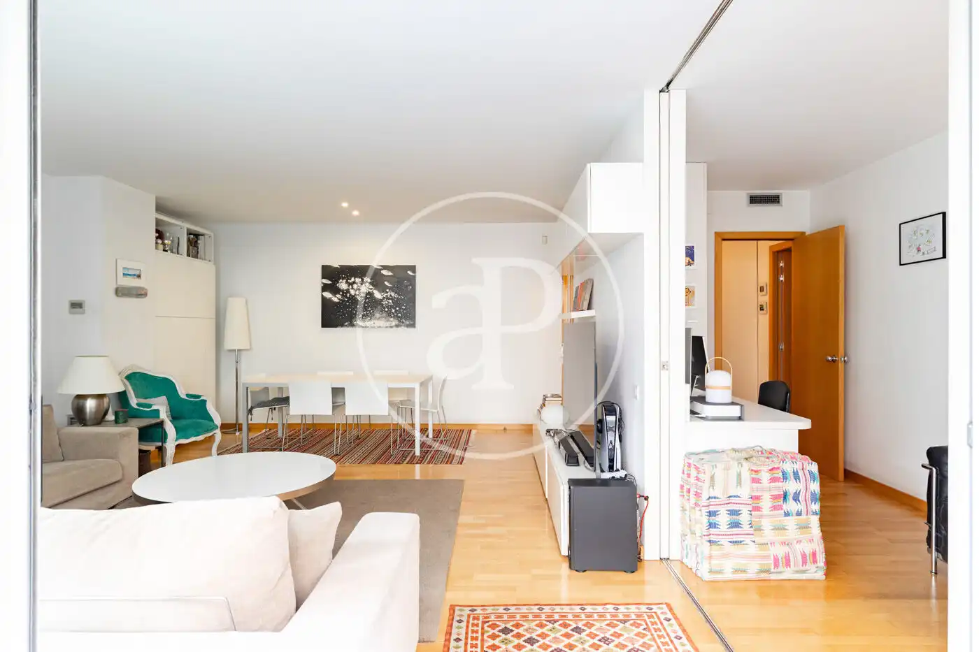Living room of Flat for sale in Barcelona  with Air Conditioner, Heating and Terrace