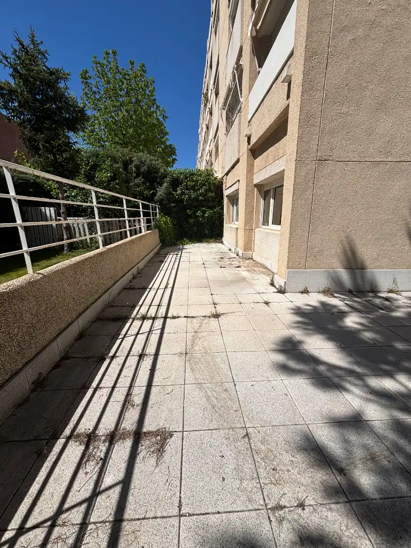 Parking de Planta baja en venta en Pozuelo de Alarcón con Calefacción, Terraza y Horno