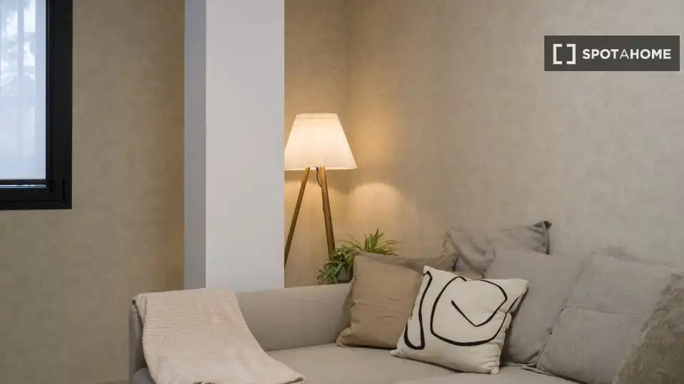Sala d'estar de Estudi per a compartir en Las Palmas de Gran Canaria amb Aire condicionat, Terrassa i Moblat